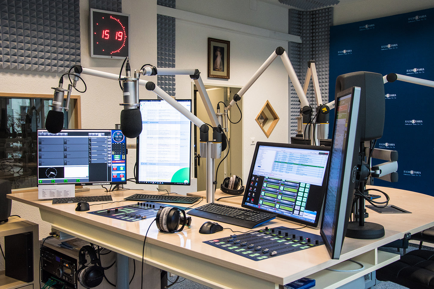STUDIO PACKAGE ANALOG+TX 1 KW FM ON AIR
